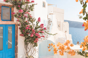 The Prettiest Street in Oia - Santorini, Greece